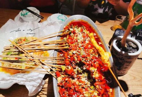 成都吃瓜网红有哪些名字,揭秘成都美食圈的热门话题制造者 第3张 成都吃瓜网红有哪些名字,揭秘成都美食圈的热门话题制造者 第3张